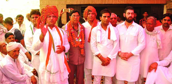 पूर्व महापौर कांग्रेस में हुए शामिल
