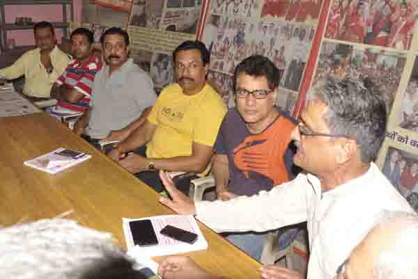शिक्षा निर्देशक ने मांगी स्कूलों की व्यवसायीकरण वाईज जानकारी