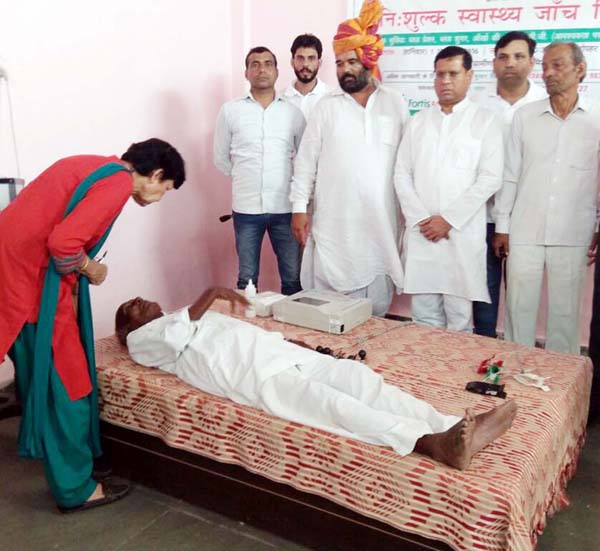 ग्रामीण क्षेत्रों में स्वास्थ्य जांच शिविर लगाना सराहनीय कार्य : राजेश नागर