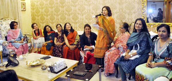 विमन टीवी इंडिया आर्गनाइजेशन ने आयोजित की गोष्ठी