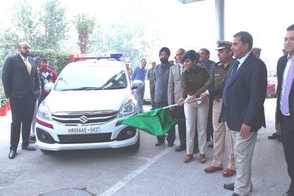 एशियन अस्पताल ने पुलिस को पीसीआर का तोहफा दिया