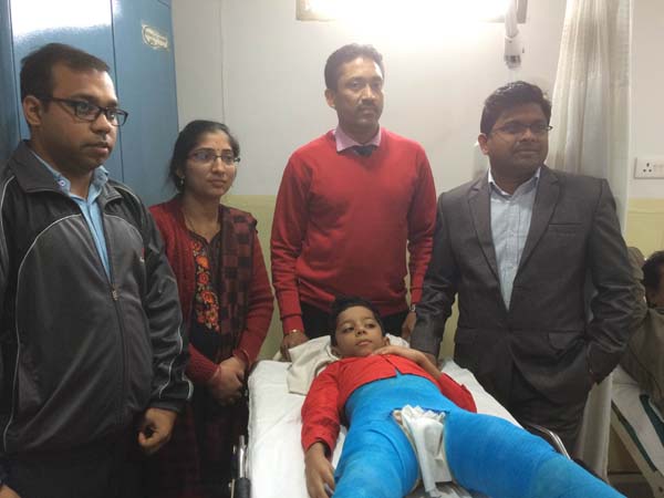 एशियन अस्पताल के डॉक्टरों ने किया कूल्हों का सफल ऑपरेशन