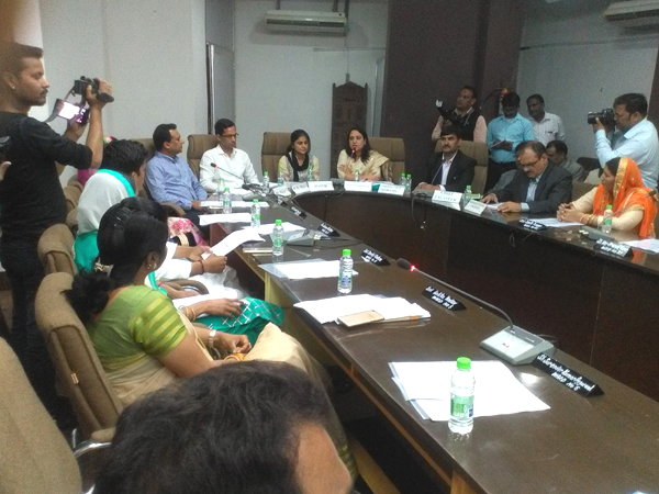 आम नागरिक वार्ड कार्यालयों का खूब उठाएं लाभ: निगमायुक्त