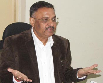 डीसी ने ली अधिकारियों की बैठक