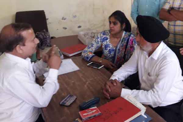 मेयर ने किया औचक निरीक्षण