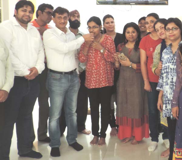 बारहवीं के परीक्षा परिणाम में सूरजकुंड इंटरनेशनल स्कूल की रही धमक