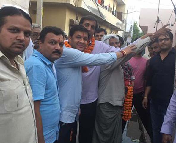 फरीदाबाद विधानसभा में एलईडी लाइट्स लगाने का कार्य युद्ध स्तर पर जारी-अमन गोयल