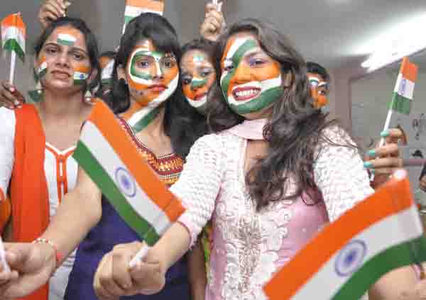 वूमेन खजानी पॉलीटेक्रिक में रंगारंग कार्यक्रम का आयोजन