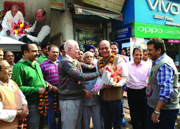 निशुल्क स्वास्थय जांच शिविर का आयोजन