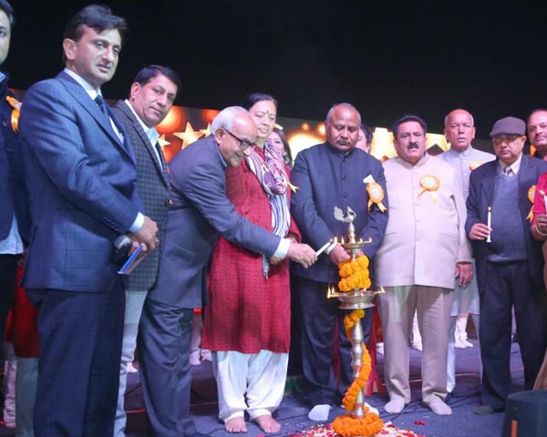 सूरजकुण्ड इंटरनेशनल स्कूल में भव्य रूप से मनाया गया विरासतं वार्षिकोत्सव।