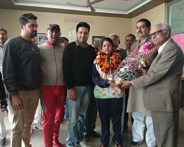 रितिका यादव ने नेशनल गेम्स में जीता सिल्वर मैडल