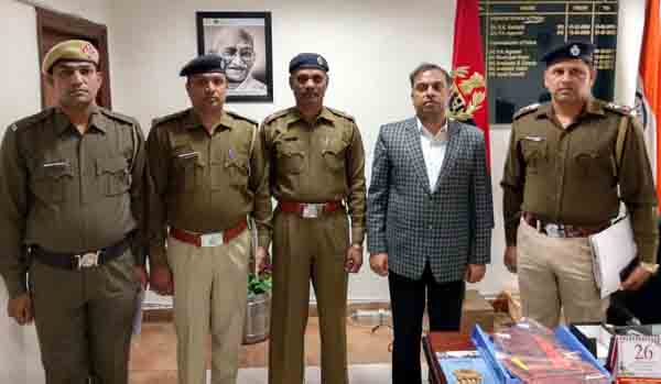 इंस्पेक्टर सुरेष कुमार व उनकी टीम को चुना गया ’’हीरो ऑफ द विक’’।