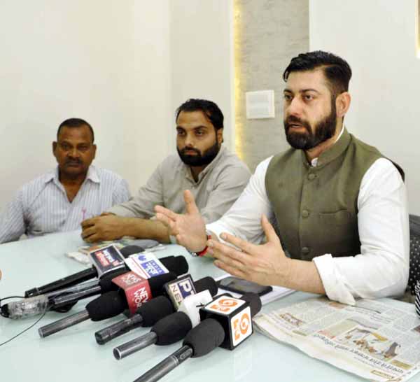 अरावली के प्रतिबंधित क्षेत्र में प्रोविजनल सीएलयू के नाम पर हो रहा है करोड़ों का भ्रष्टाचार : विकास चौधरी