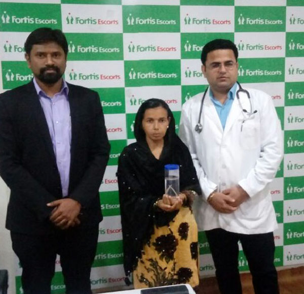 15-cm round worm removed from patient Endoscopeat Fortis Escorts