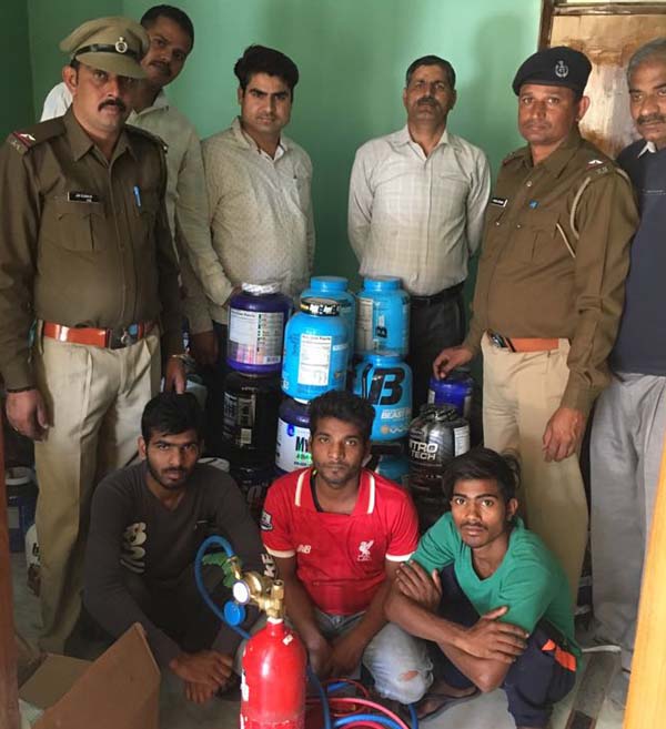 क्राइम ब्रांच बदरपुर बॉर्डर ने किया गिरोह का भंडाफोड