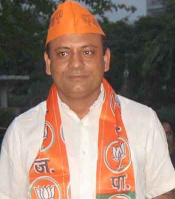 बीजेपी चेयरमैन और मॉ पर धोखाधडी का मुकदमा दर्ज