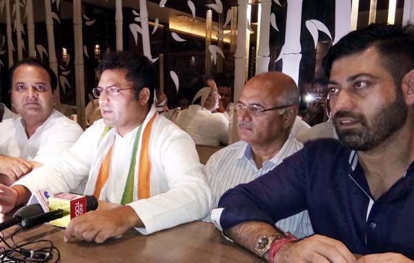 चिंतन और मंथन फेल, जनता सिखाएगी सबक : अशोक तंवर