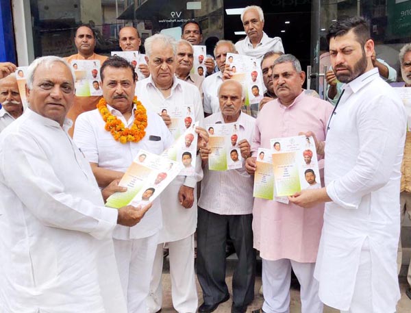 नोटबंदी व जीएसटी ने किया व्यापारियों को उजाडऩे का काम : विकास चौधरी