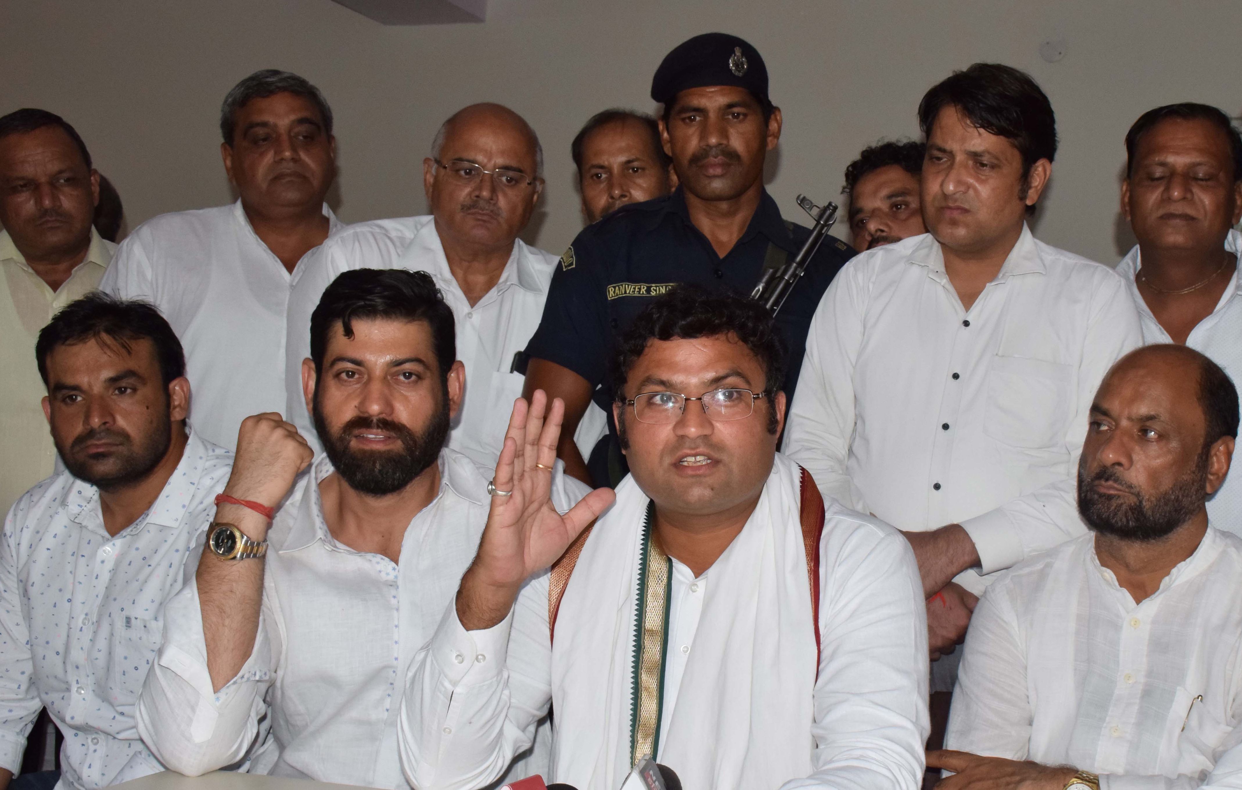 पुलिस विभाग में बड़े स्तर पर तबादले हो जाते है और सीएम को इसकी भनक तक नहीं लग पाती : अशोक तंवर