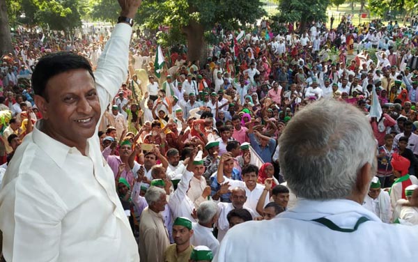 शास्त्री की जयंती पर भाकियू की किसान स्वाभिमान रैली