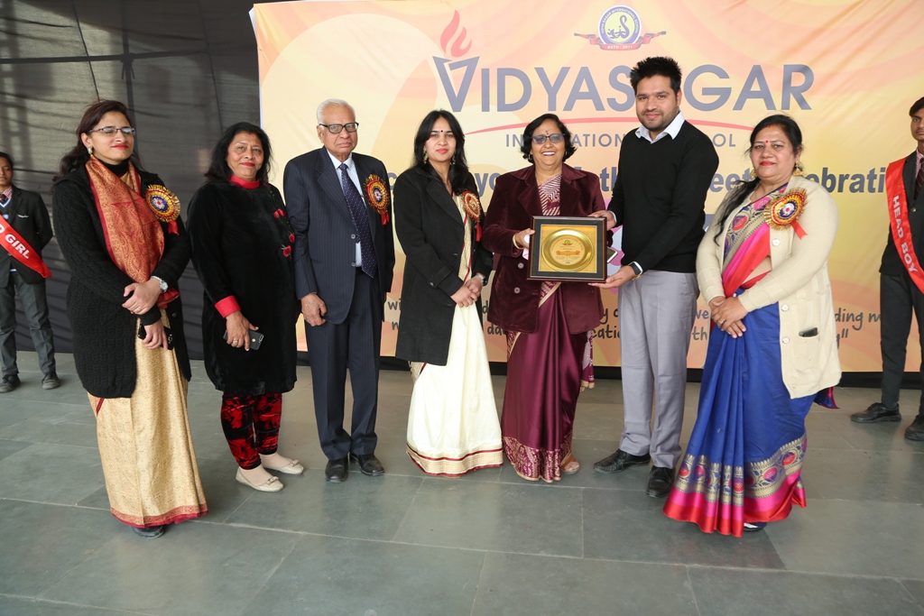 विद्यासागर इंटरनेशनल स्कूल ने किया मदर्स मीट का आयोजन