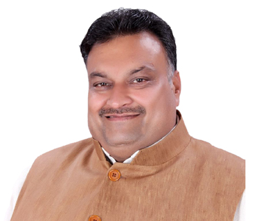 झूठी वाहवाही न लूटें मंत्री, प्रशासन को करने दें काम: लखन सिंगला