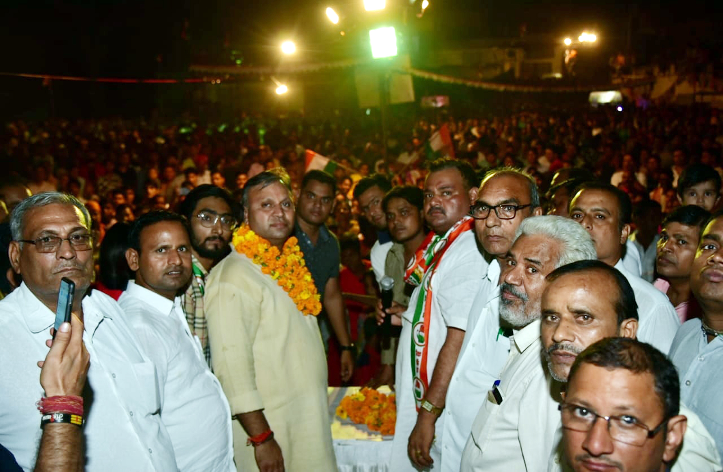 कांग्रेस हाईकमान ने जनता की सेवा करने के लिए उन्हें चुनाव के मैदान उतारा : विजय प्रताप सिंह