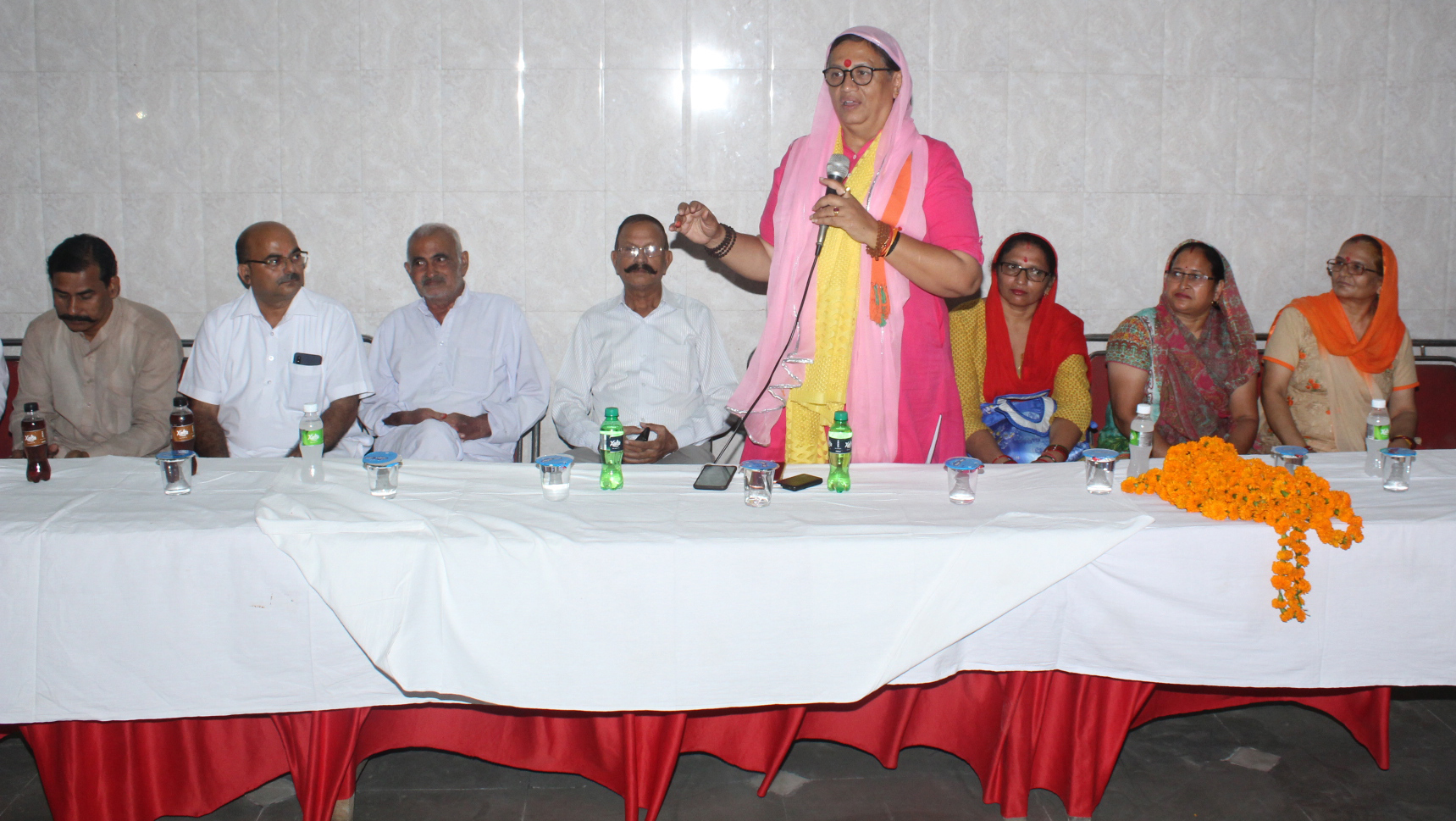 हिमांचल वेलफेयर एसोसिएशन ने बैठक का आयोजन कर बडखल विधानसभा सीट से भाजपा प्रत्याशी सीमा त्रिखा का स्वागत